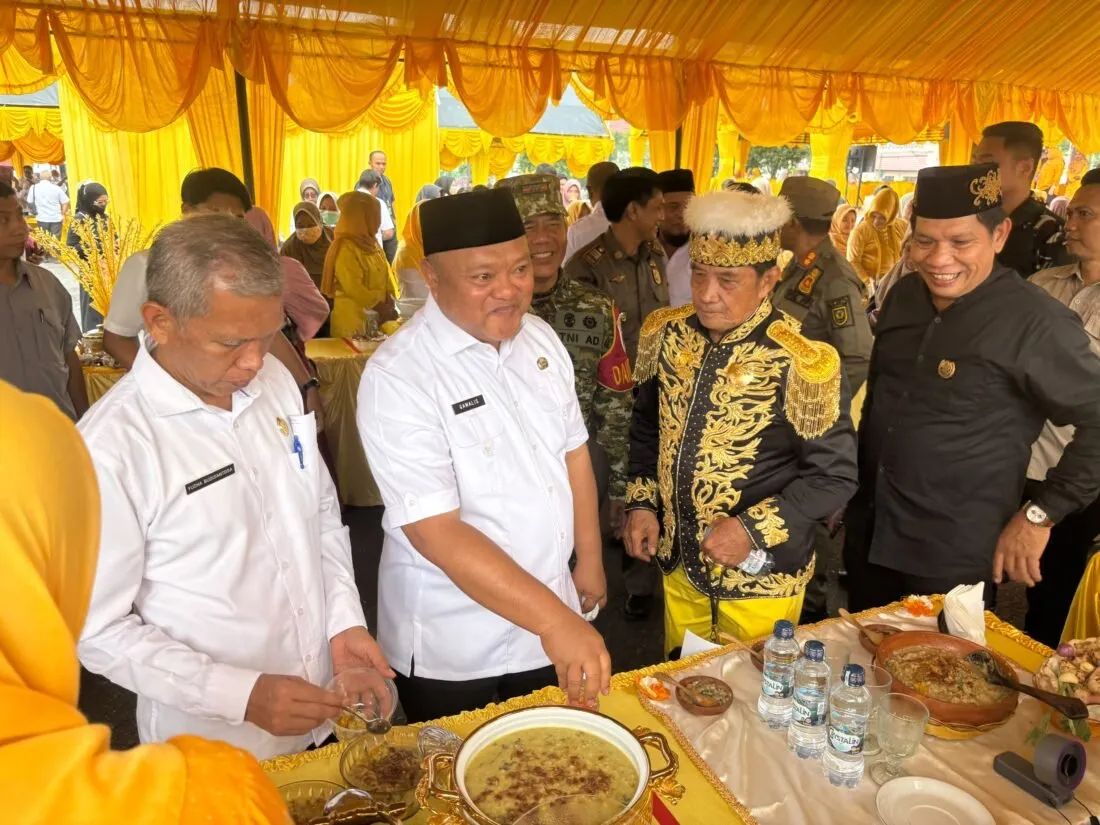 Wabup Berau Resmikan Festival Kue Tradisional, Ajak Pelaku Wisata Ikut Promosikan Kuliner Lokal