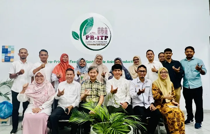 Dekan Fakultas Pertanian UPM Tinjau Pusat Riset Teknologi Pakan USK, Bahas Penguatan Kerja Sama
