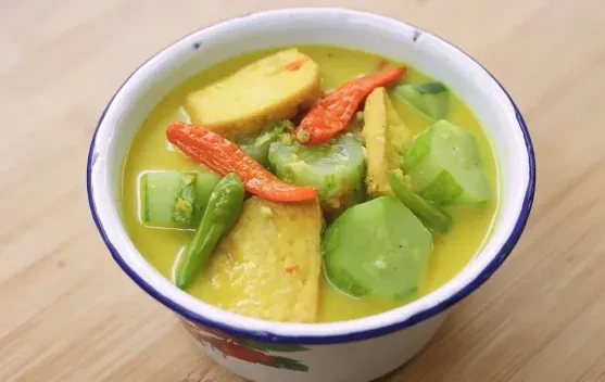 Resep Lodeh Timun Pedas Gurih, Menu Praktis dengan Bahan Sederhana