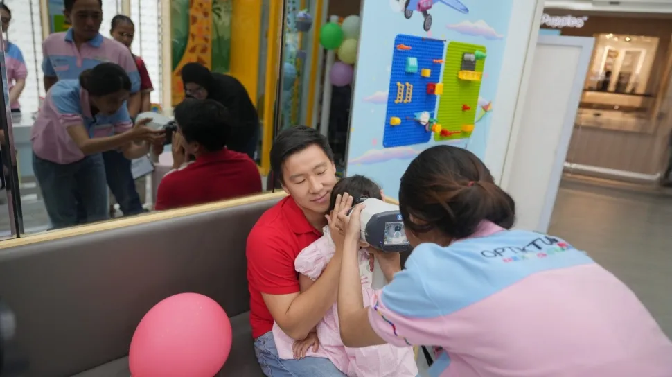 Paparan Gadget Meningkat, Pemeriksaan Mata Rutin Dinilai Penting untuk Deteksi Dini Gangguan Penglihatan Anak