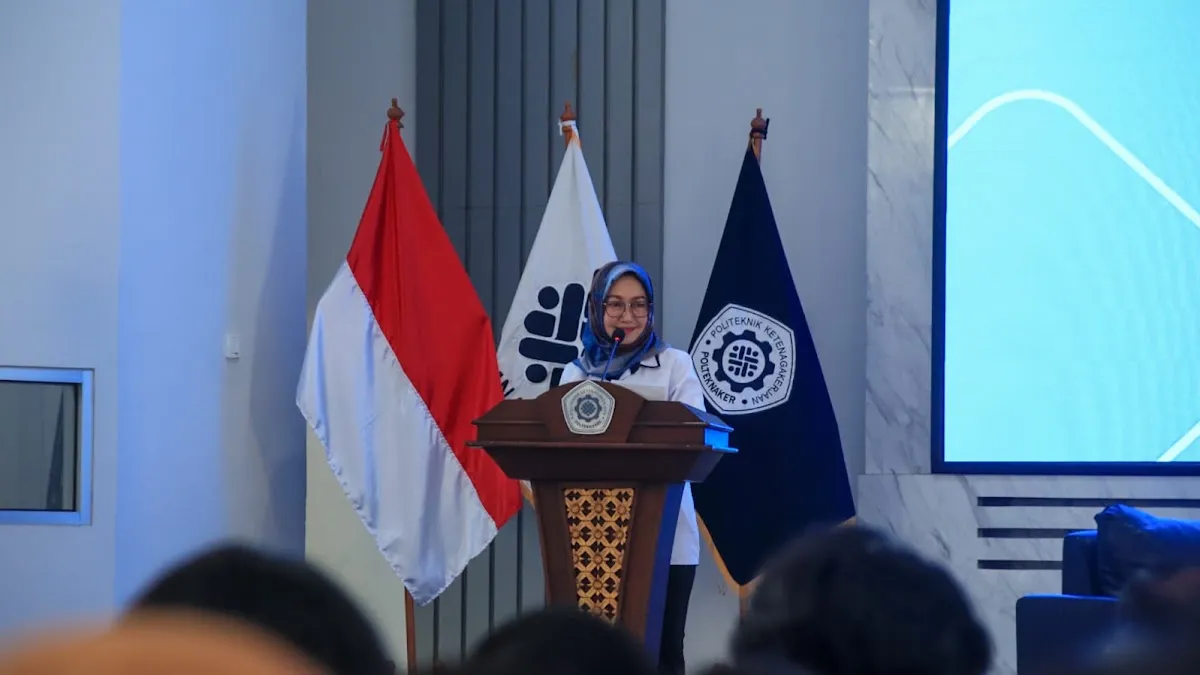 Kemnaker Perkuat Kesiapan Mahasiswa Polteknaker Hadapi Perubahan Dunia Kerja dan Gelombang Ekonomi Hijau