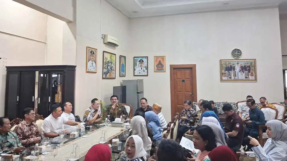 Wali Kota Cirebon dan DPRD Gelar Pertemuan Tertutup, Bahas Penanganan Rumah Ambruk dan RTLH