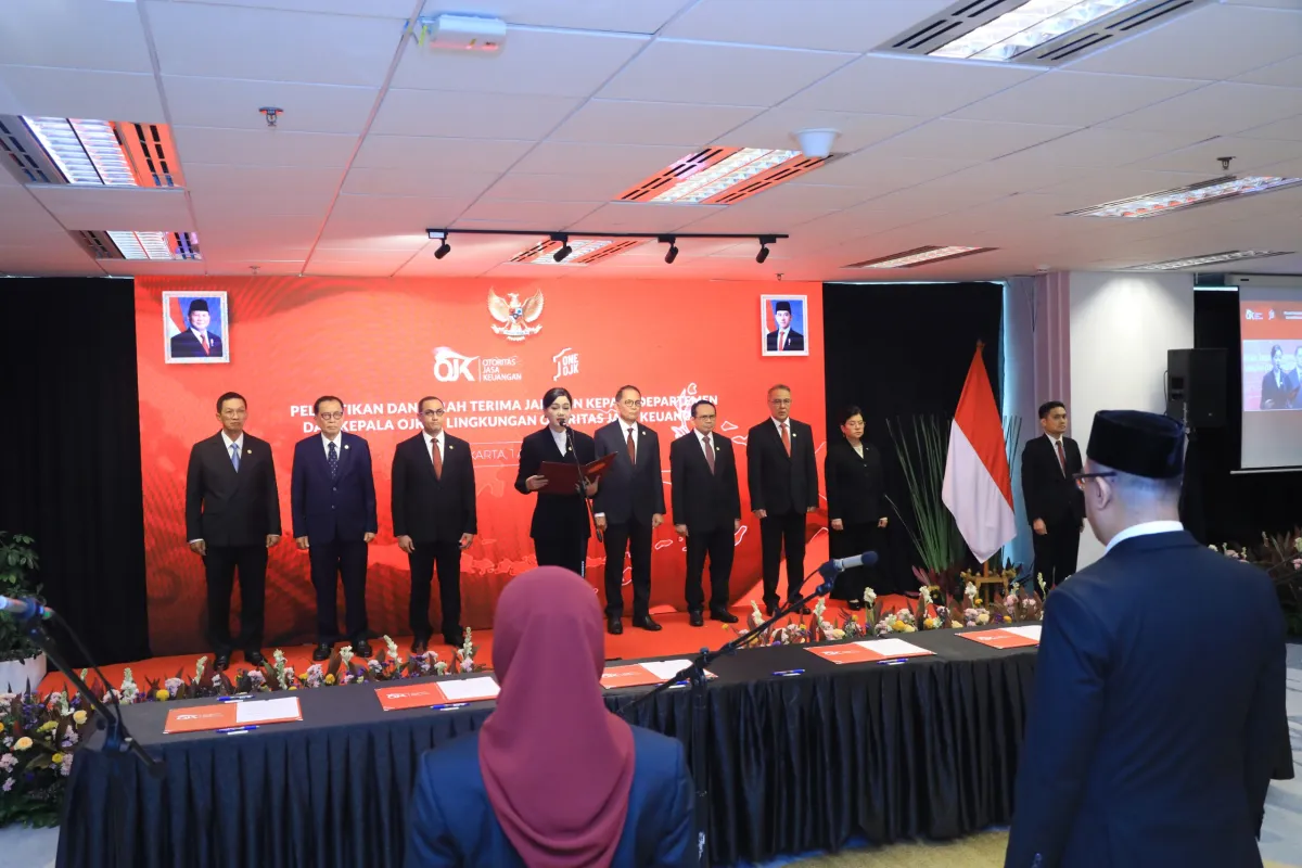 OJK Lantik Pejabat Strategis di Pusat dan Daerah untuk Perkuat Pengawasan