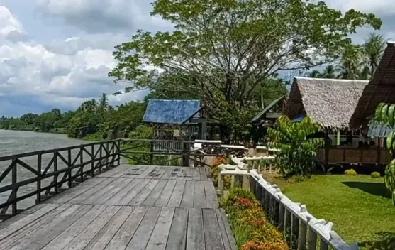 Menikmati Kuliner Khas Kuok di Rumah Makan Pondok Atok Daun, Kampar