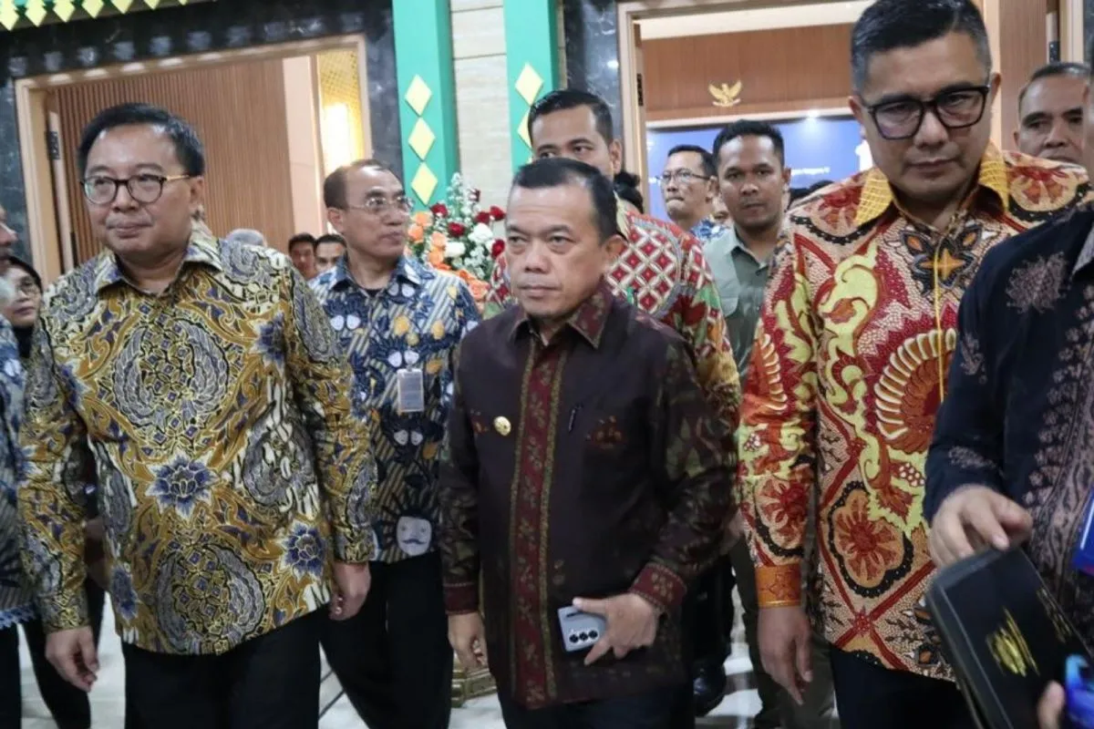 Gubernur Jambi Tegaskan Transparansi Pengelolaan Keuangan Daerah saat Pemeriksaan LKPD 2025