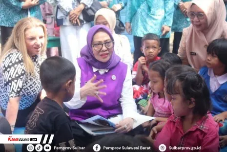 Ketua TP PKK Sulbar dan Konjen Australia Tinjau Posyandu Bunga Teratai, Dorong Edukasi Gizi Seimbang