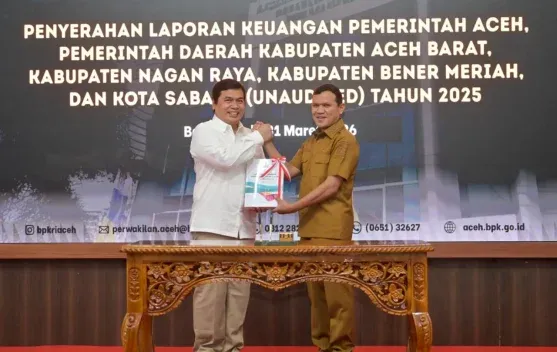Wagub Aceh Serahkan Laporan Keuangan 2025 ke BPK, Realisasi Pendapatan Tembus 100,07 Persen