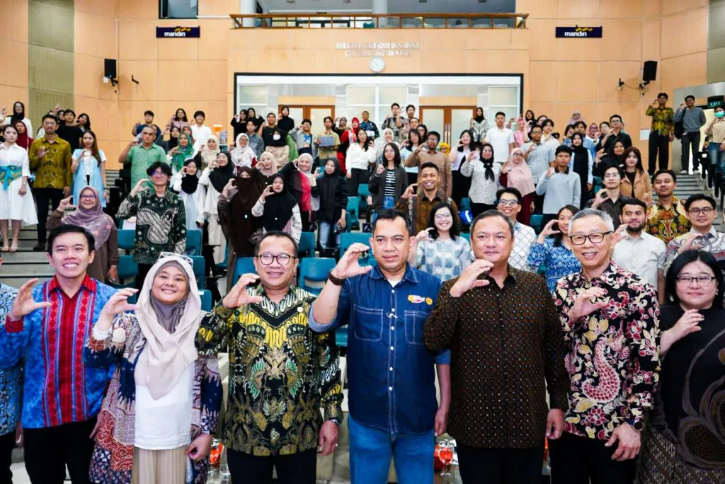 CFX Tekankan Pentingnya Literasi Aset Kripto bagi Mahasiswa, OJK Ingatkan Risiko Ikut Tren dan FOMO