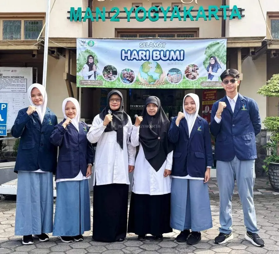 Siswa MAN 2 Yogyakarta Raih Medali Perak di Insight National Essay Competition 2026