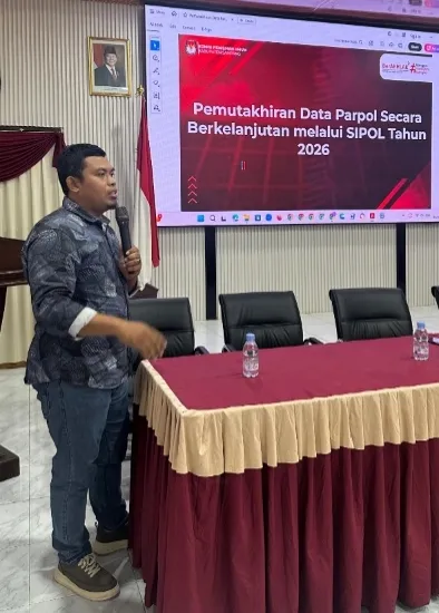 KPU Sampang Sosialisasikan Pemutakhiran Data Parpol di SIPOL, Tekankan Akurasi dan Transparansi