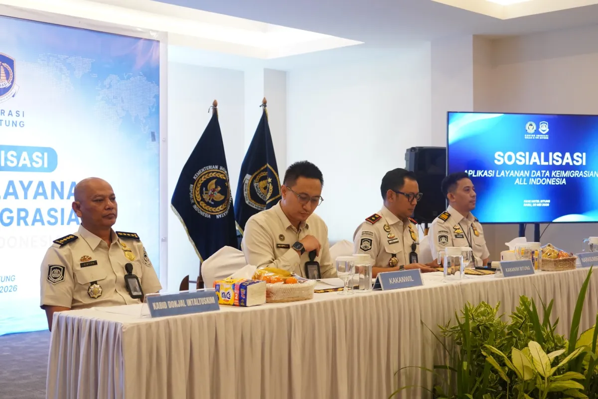 Kakanwil Ditjen Imigrasi Sulut Membuka Sosialisasi Aplikasi LDK dan All Indonesia di Bitung