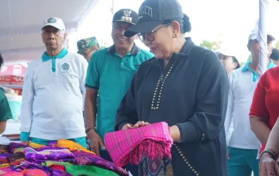 Putri Suastini Koster Resmikan Pasar UMKM Sudaji di Rangkaian Sudaji Peace Trail Fun Run 2026