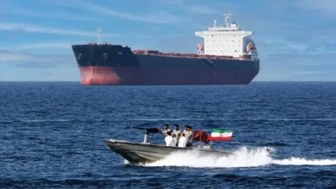 Prancis Menolak Ikut Operasi Militer AS di Selat Hormuz, Macron Tekankan Diplomasi