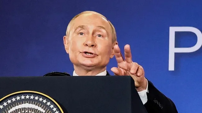 Rusia Peringatkan Negara Eropa soal Rencana Penampungan Pengebom Nuklir Prancis