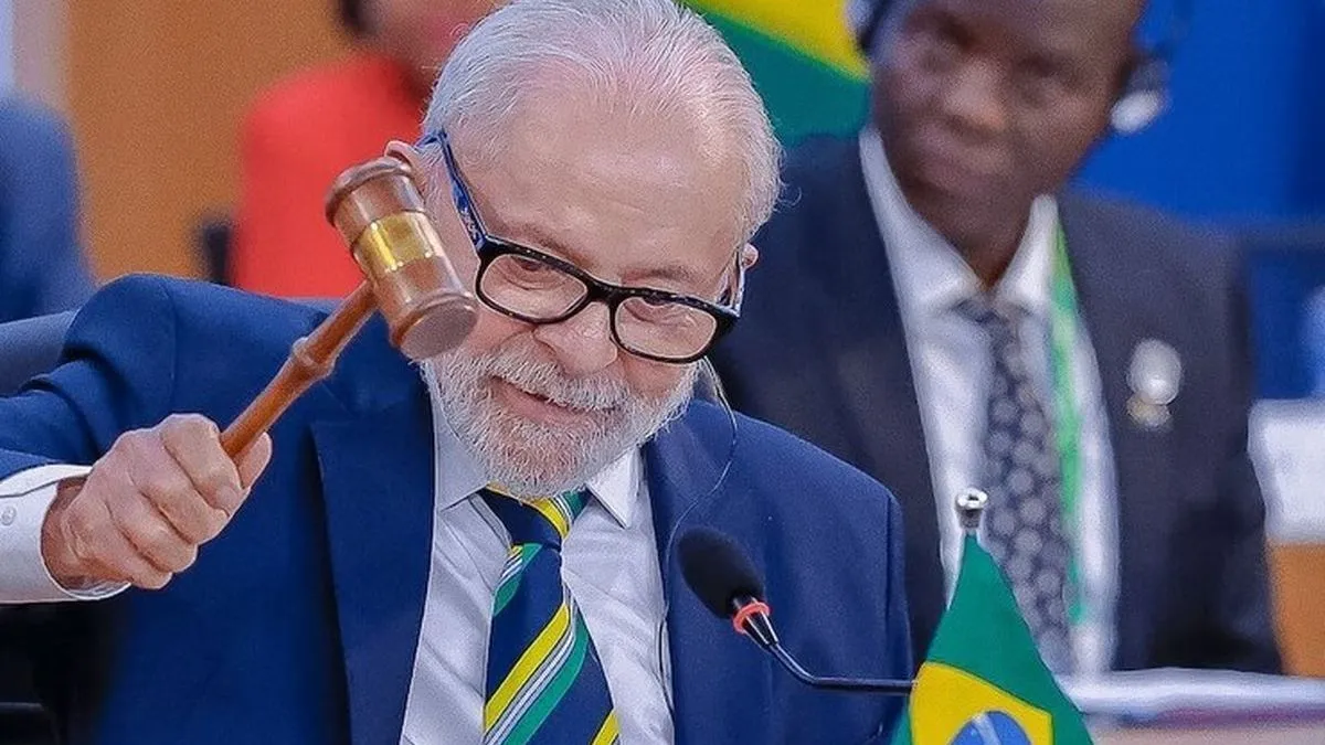 Klaim Presiden Brasil Dorong Neymar Tak Pensiun dari Timnas Disebut Hoaks