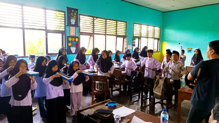 Latihan Hari Ketiga Marching Band MIN 4 Tebo Masuk Tahap Penyelarasan Instrumen