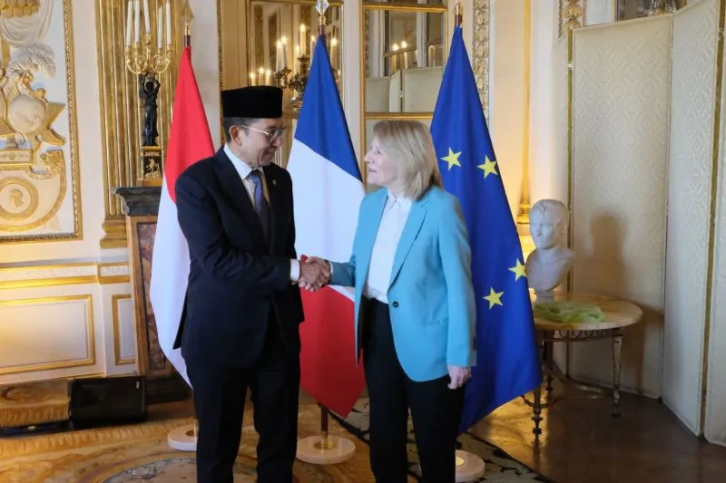 Indonesia dan Prancis Perkuat Diplomasi Budaya lewat Pertemuan Menteri di Paris