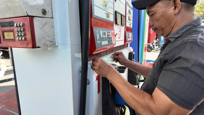 Hoaks Kenaikan Pertalite dan Kecemasan Kolektif: Mengapa Isu BBM Selalu Mudah Meledak