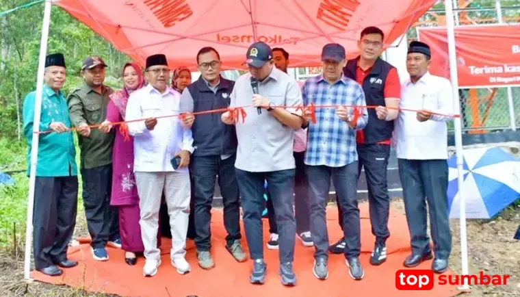 Wabup Agam Resmikan BTS Telkomsel di Malalak, Dorong Percepatan Akses Internet Warga