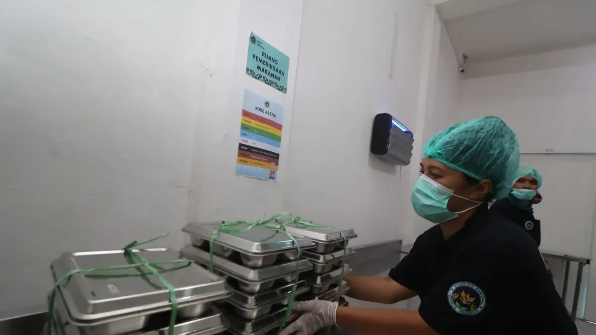 BGN Larang Susu Kental Manis dalam Program Makan Bergizi Gratis, Wajibkan Susu Hewani Murni