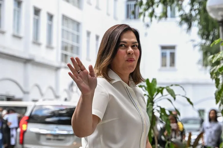 Sara Duterte Penuhi Panggilan NBI Terkait Ancaman Pembunuhan terhadap Presiden Marcos Jr