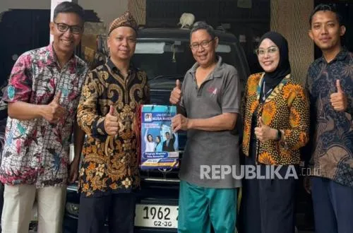 NSC Universitas Nusa Mandiri Observasi Budidaya Ikan Hias di Bekasi, Dorong Solusi Digital untuk Distribusi