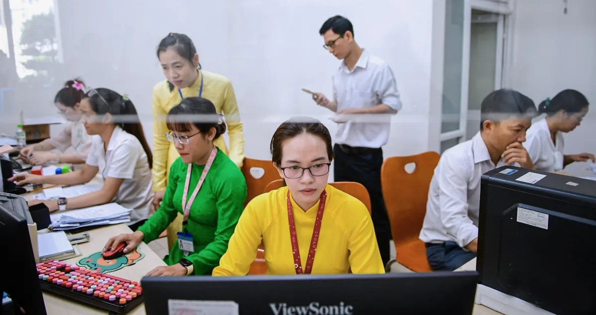 Politbiro Vietnam Tetapkan Alokasi 1,878 Juta Personel untuk Lembaga Partai dan Unit Pelayanan Publik pada 2026