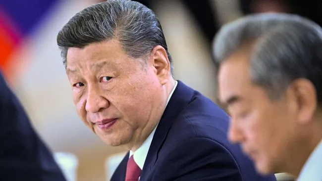 China Ambil Sikap Hati-hati di Tengah Perang AS-Iran, Serukan Pembukaan Selat Hormuz