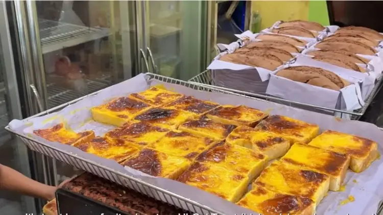 Tren Street Food Viral di Bogor, dari Hi-Cal Toast Mentega Leleh hingga Jajanan Kekinian