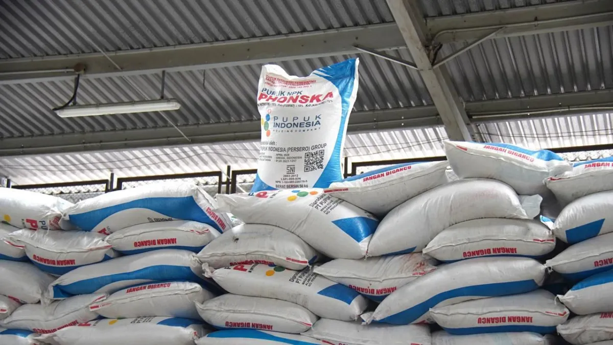 Pemerintah Turunkan Harga Pupuk Bersubsidi 20 Persen di Tengah Lonjakan Harga Global