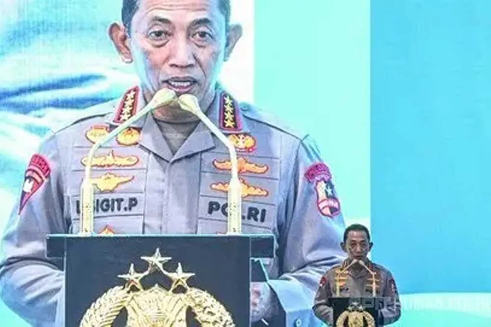 Kapolri Minta Brimob Tingkatkan Kesiapsiagaan Antisipasi Dampak Konflik Geopolitik Global