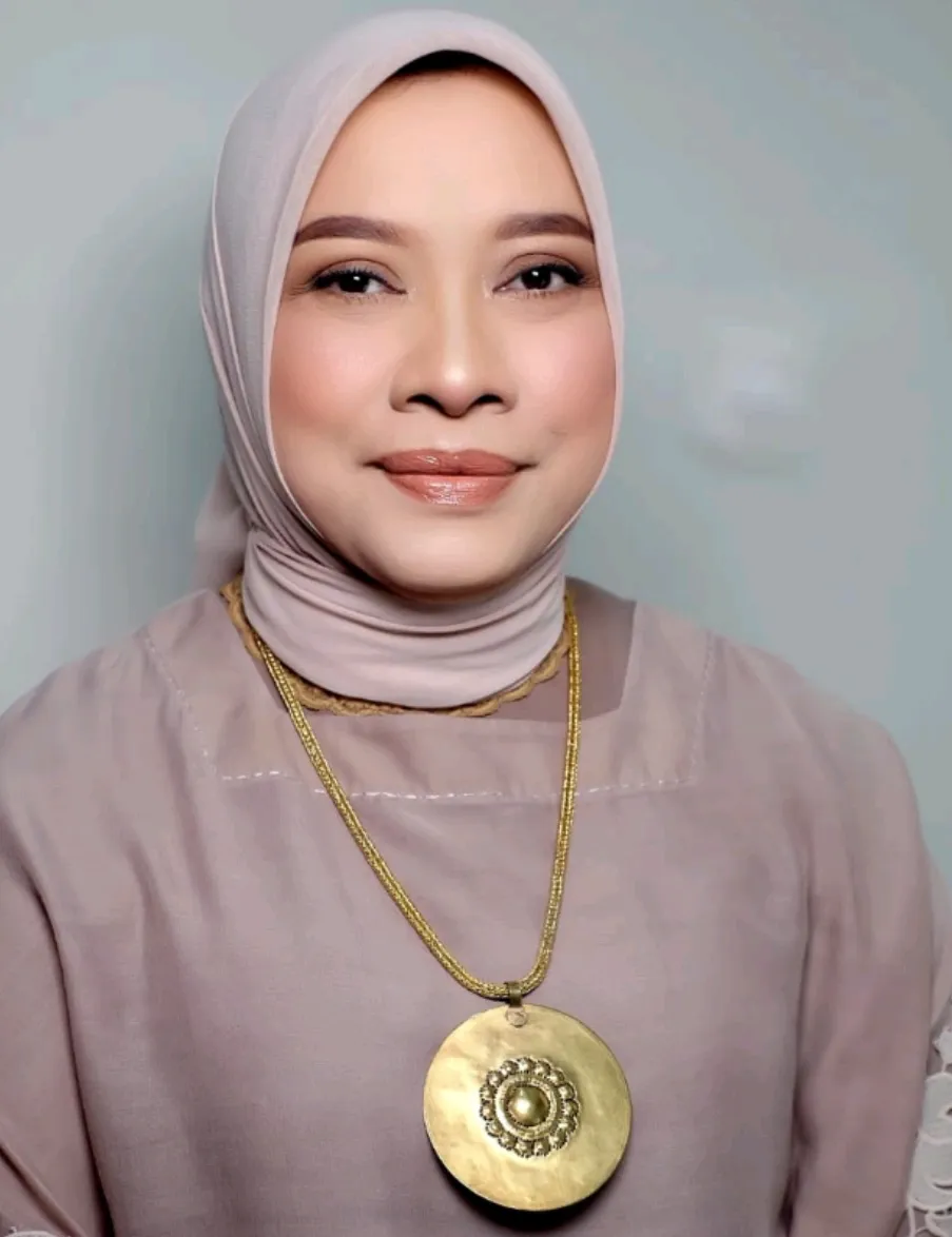 Alumnus Doktor Unair Amanda Pasca Rini Pimpin Bidang Akademik Untag Surabaya dan Aktif di HIMPSI