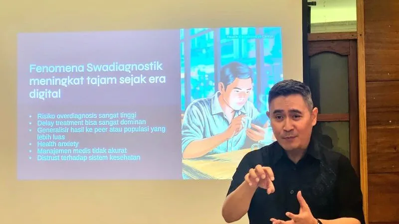 Studi HCC: Hampir 60 Persen Anak Muda Urban Memilih Swadiagnosis Lewat Internet Saat Sakit
