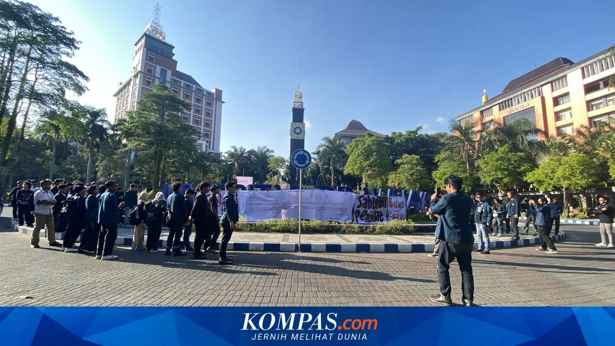 Mahasiswa UB Demo di Rektorat, Desak Transparansi Kajian Akademik Program MBG