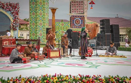 Ki Ageng Ganjur Tampil di Festival Folklor Uzbekistan, Perkuat Diplomasi Budaya Indonesia
