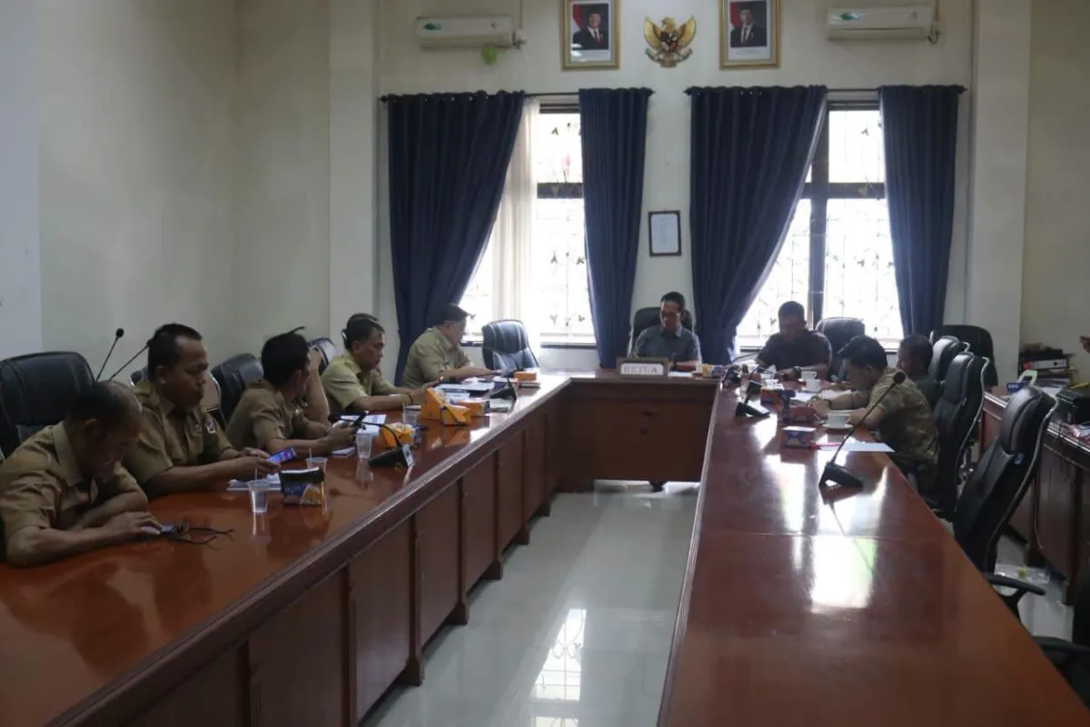 Pemkot Pagar Alam dan DPRD Bahas Raperda RTRW, Sekda Dorong Penyelesaian Kendala Administrasi dan Teknis