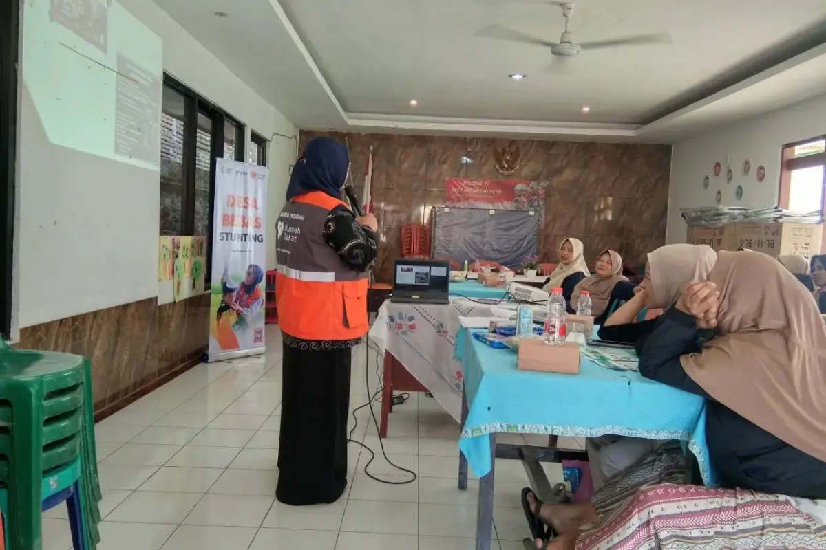 Rumah Zakat Malang dan Puskesmas Arjuno Beri Edukasi Gizi Seimbang untuk Warga