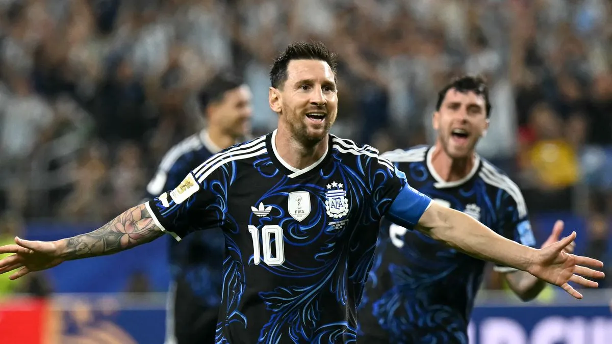 Klarifikasi: Video Fans Lionel Messi Menerobos Lapangan Terdeteksi Rekayasa AI