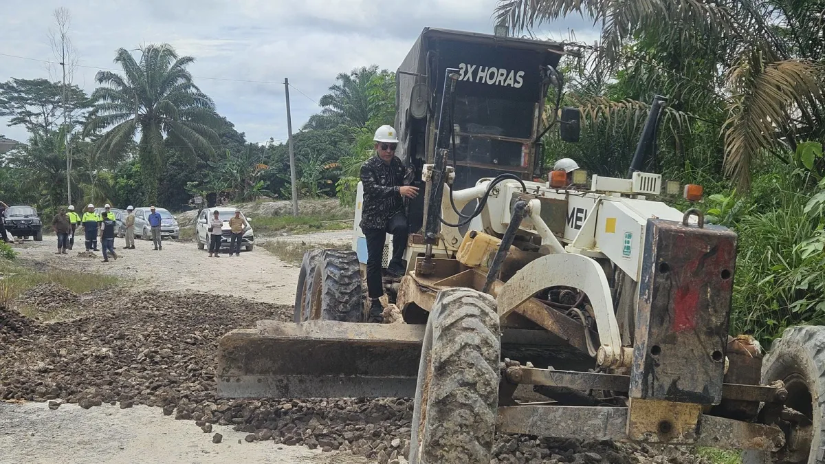 Kolaborasi Pemerintah dan Perusahaan Perkuat Infrastruktur Desa Pulai Gading