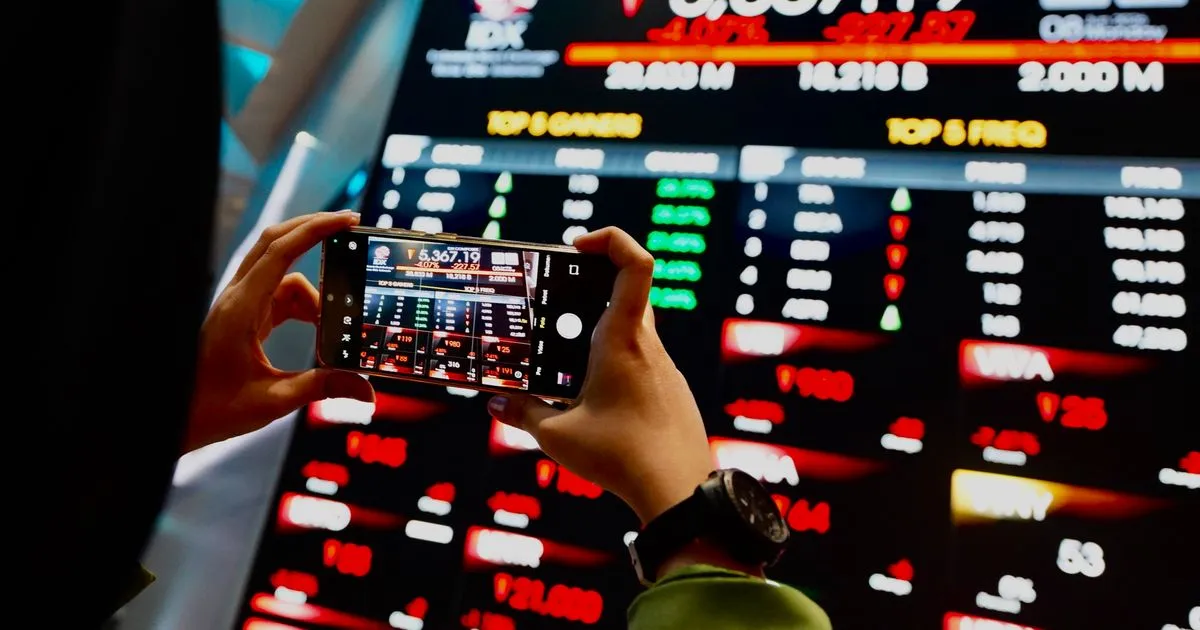 IHSG Turun 38,22% Sepanjang Tahun Berjalan, Analis Minta Transparansi Regulator dan Kebijakan Pro-Pasar