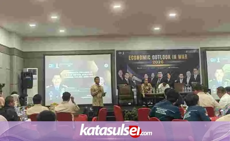 Abdul Jabbar Pimpin Alur Diskusi Forum Economic Outlook HIPMI Sulsel di Makassar