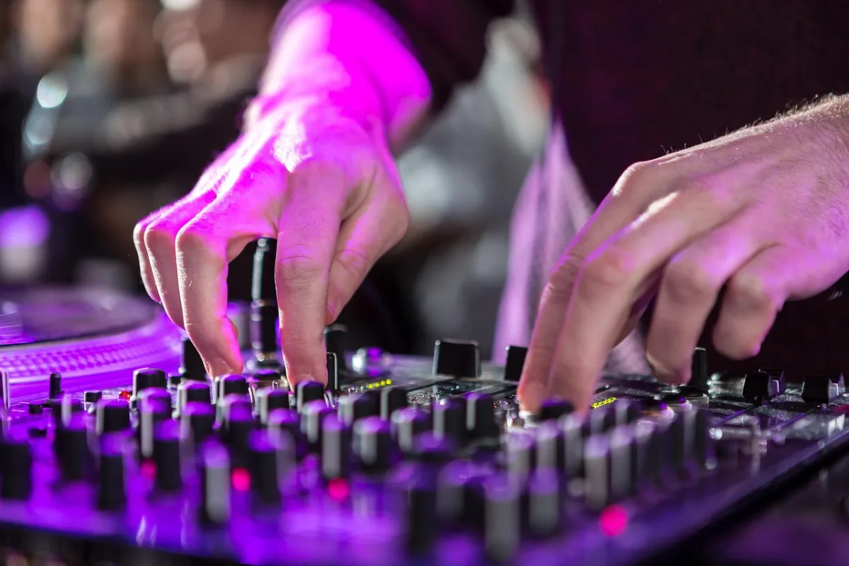 Ed Banger Records Ramaikan Fête de la Musique 2026 di Paris dengan Set DJ di Arondisemen ke-16
