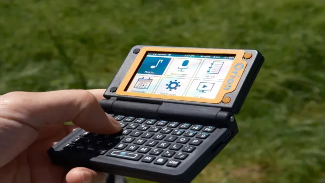Orion PDA, Gadget Minimalis Bertenaga Surya Tanpa Internet untuk Menulis dan Merekam