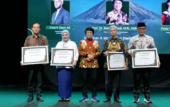 Dewi Natalia Tekankan Pendidikan Karakter di Era Digital: "Karakter Tidak Bisa Diunduh"