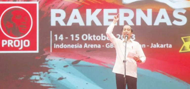 Jokowi Pesan Relawan Tak Mudah Tersinggung Jelang Pemilu: Jangan Saling Menjelekkan