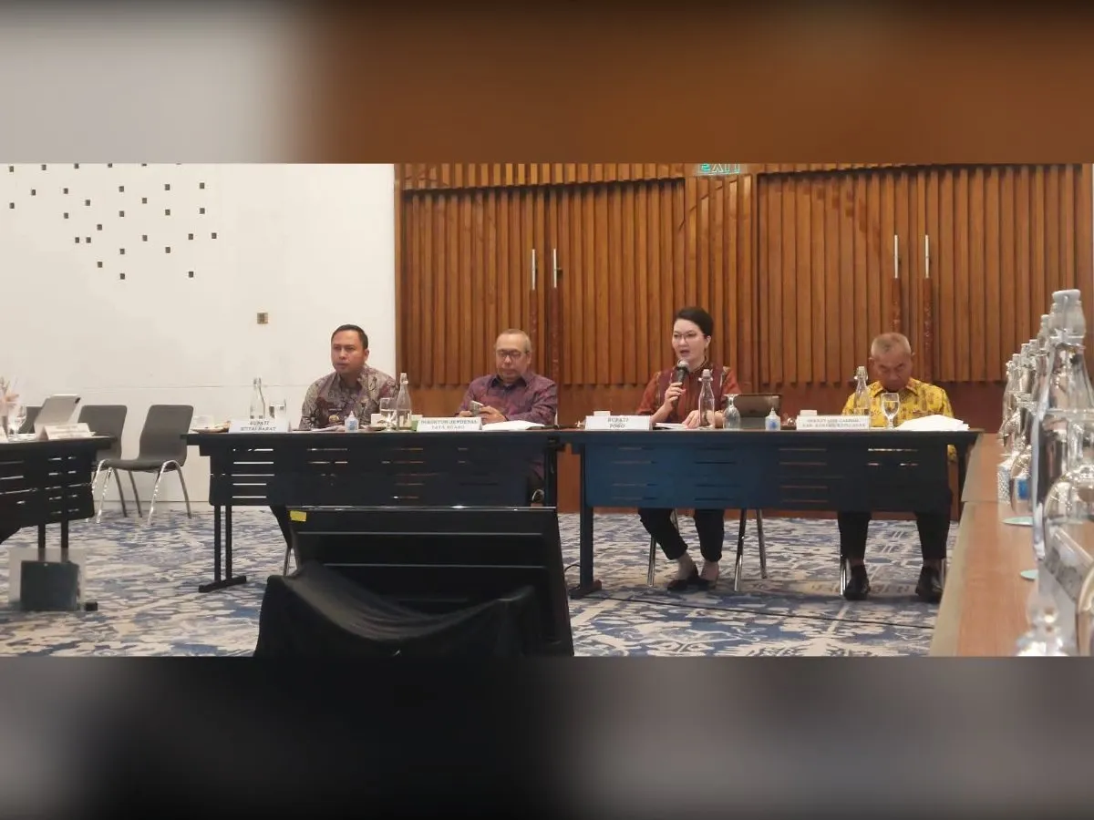Bupati Verna Paparkan RDTR Kawasan Perkotaan Poso 2026–2046 di Forum Nasional