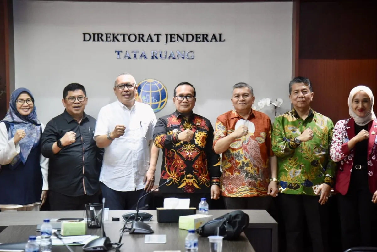 Bupati Kubu Raya Minta ATR/BPN Sinkronkan Data Luas Baku Sawah karena Dinilai Hambat Perizinan