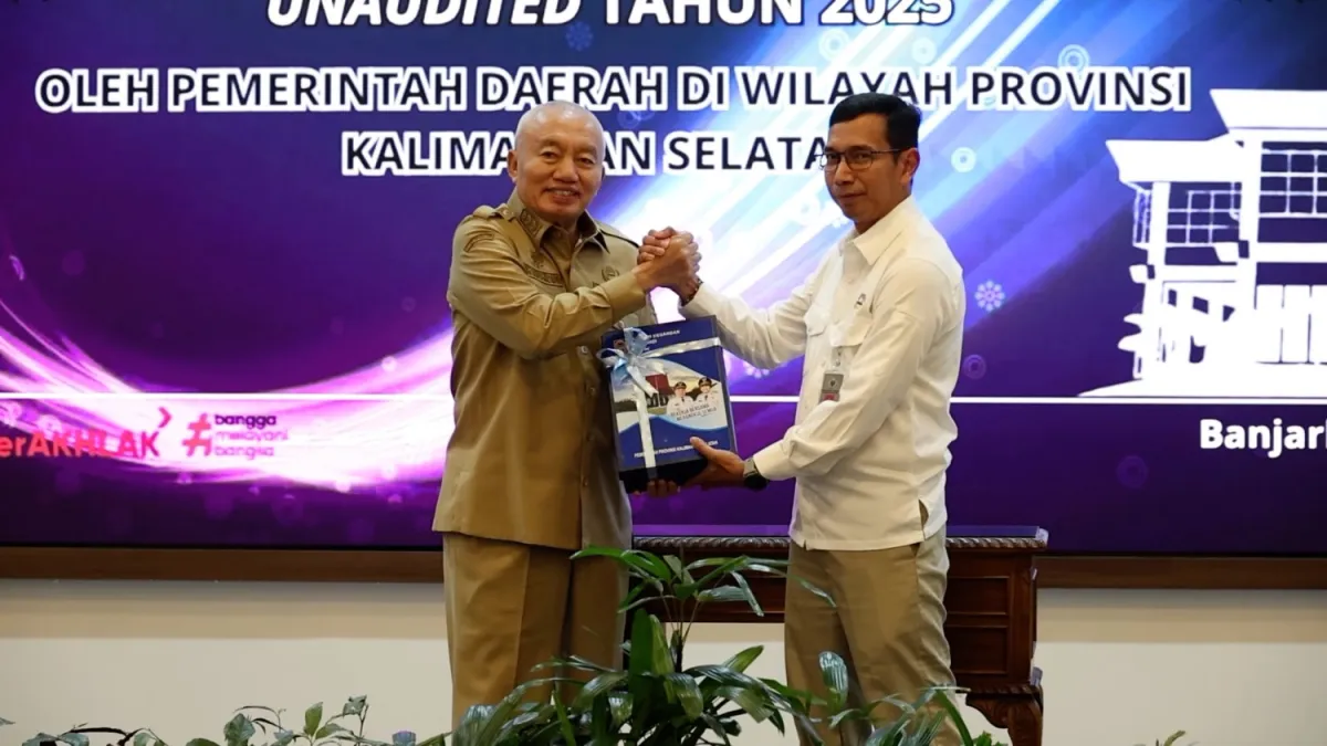 Pemda se-Kalsel Serahkan Laporan Keuangan Pemerintah Daerah kepada BPK
