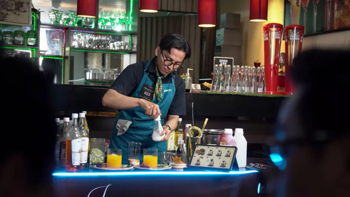 Barista Muda Unjuk Kreativitas dalam Junior Barista Showdown 2026 di Surabaya