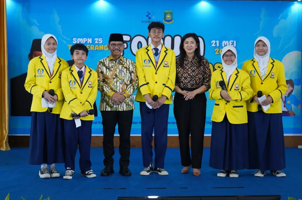 Kemkomdigi Edukasi Pelajar SMPN 25 Tangerang soal Internet Aman dan Sehat
